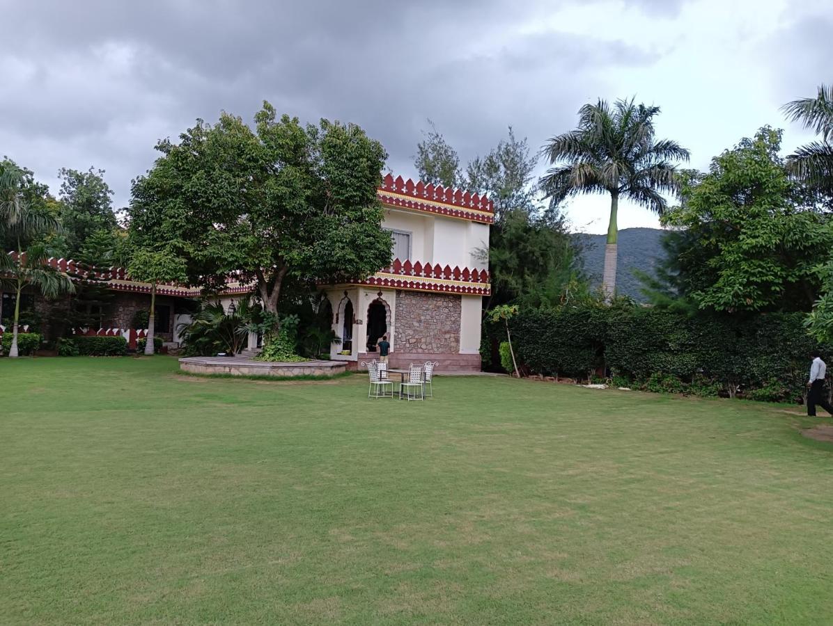 Resorts Country Side - Refined By Nature 布什格尔 外观 照片